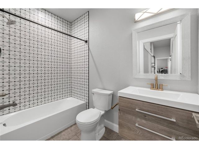 1504 60th Ave, Greeley, CO 80634