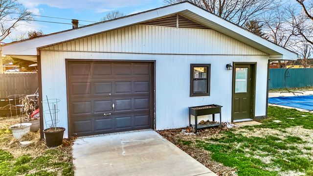 404 Highland Avenue, Monett, MO 65708