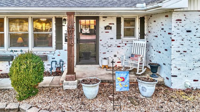 404 Highland Avenue, Monett, MO 65708