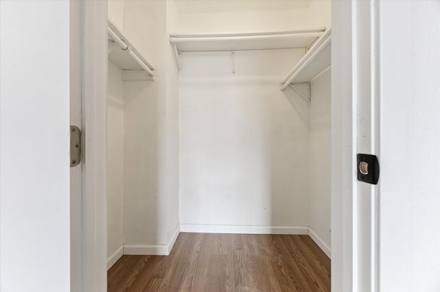 1936 Upland Drive, Houston, TX 77043