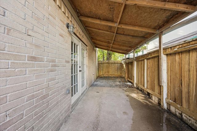 1936 Upland Drive, Houston, TX 77043