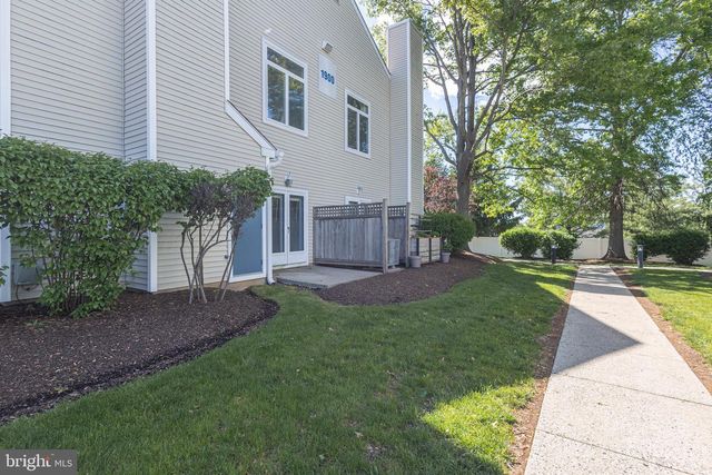 1904 NAOMIS CT, North Wales, PA 19454