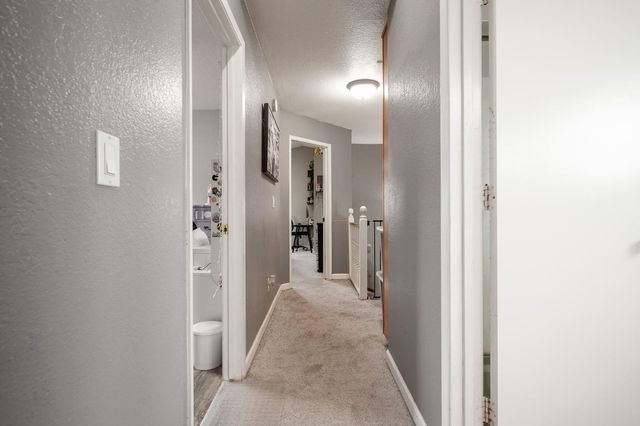 932 Vintage Oak Ave, Galt, CA 95632