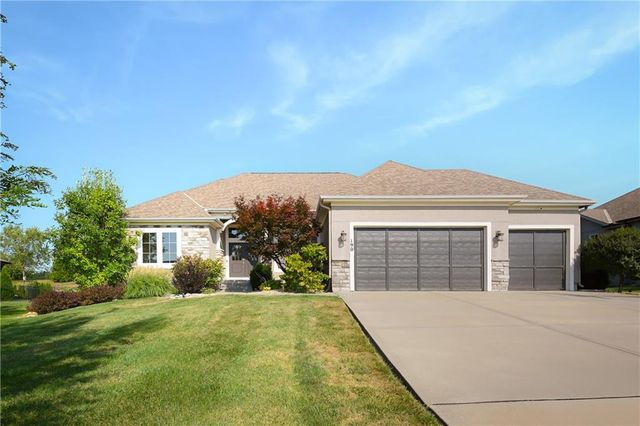 190 SW Roosevelt Ridge, Lee's Summit, MO 64081