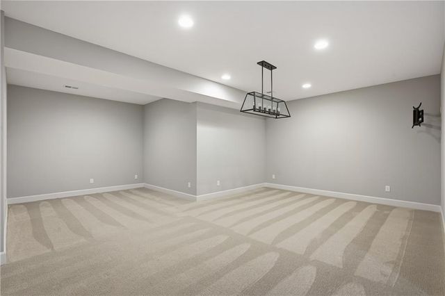 190 SW Roosevelt Ridge, Lee's Summit, MO 64081