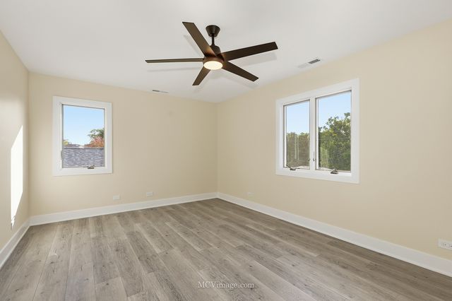 10132 S Turner Avenue, Evergreen Park, IL 60805