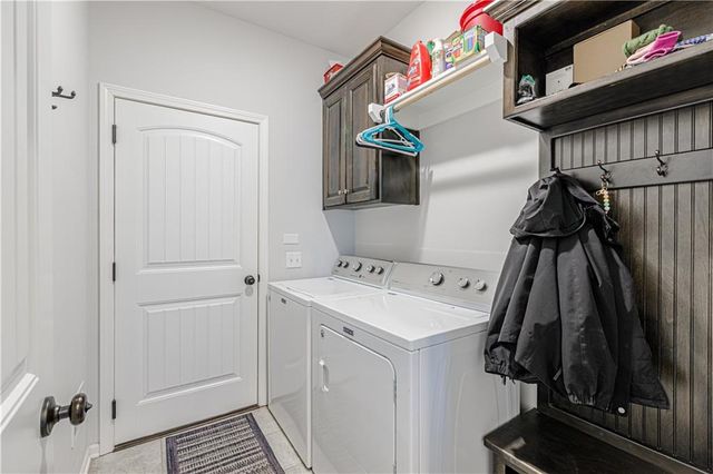 1506 Cross Creek Drive, Grain Valley, MO 64029