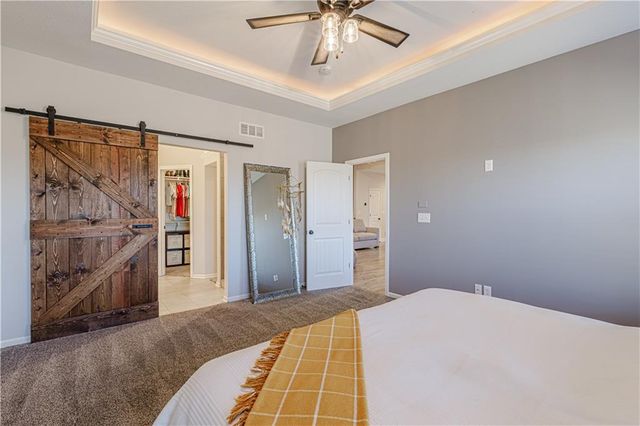 1506 Cross Creek Drive, Grain Valley, MO 64029