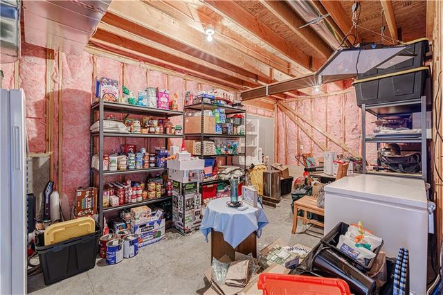 1506 Cross Creek Drive, Grain Valley, MO 64029