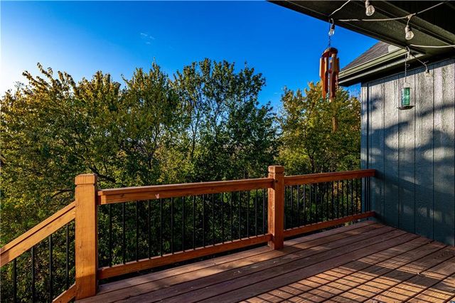 1506 Cross Creek Drive, Grain Valley, MO 64029