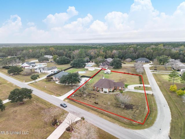 3 Laurel Grove Drive, Carriere, MS 39426