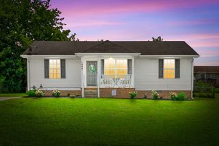 1009 Bush Ave, Oak Grove, KY 42262