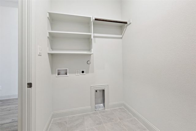 513 Carriage Hill Road, Midlothian, TX 76065