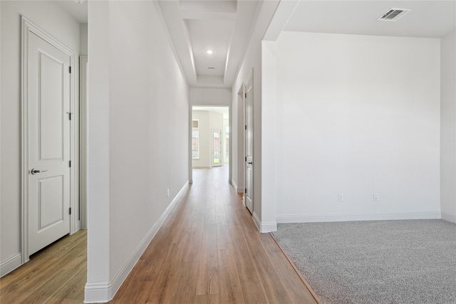 513 Carriage Hill Road, Midlothian, TX 76065