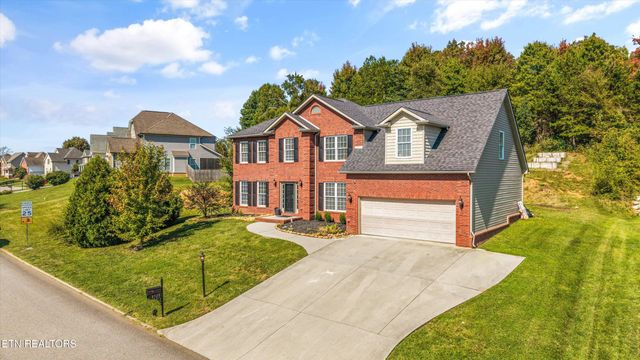 8729 Brookhaven Drive, Knoxville, TN 37931