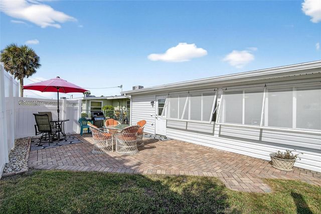 1210 BEACH BOULEVARD, Sun City Center, FL 33573