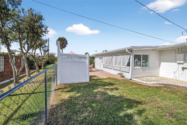 1210 BEACH BOULEVARD, Sun City Center, FL 33573
