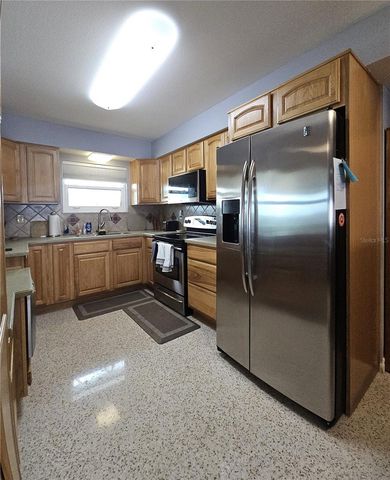 1210 BEACH BOULEVARD, Sun City Center, FL 33573