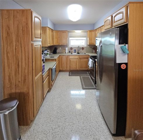 1210 BEACH BOULEVARD, Sun City Center, FL 33573