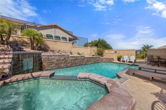 30663 Champion, Canyon Lake, CA 92587