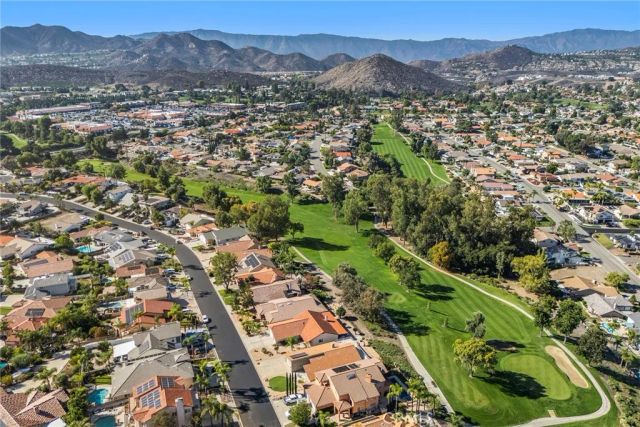 30663 Champion, Canyon Lake, CA 92587