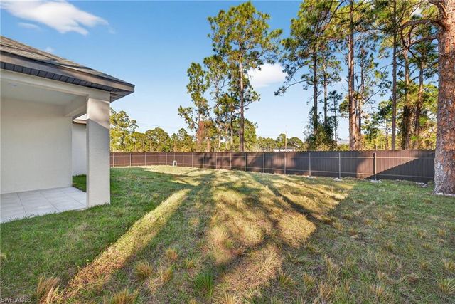 3216 57th ST W, Lehigh Acres, FL 33971