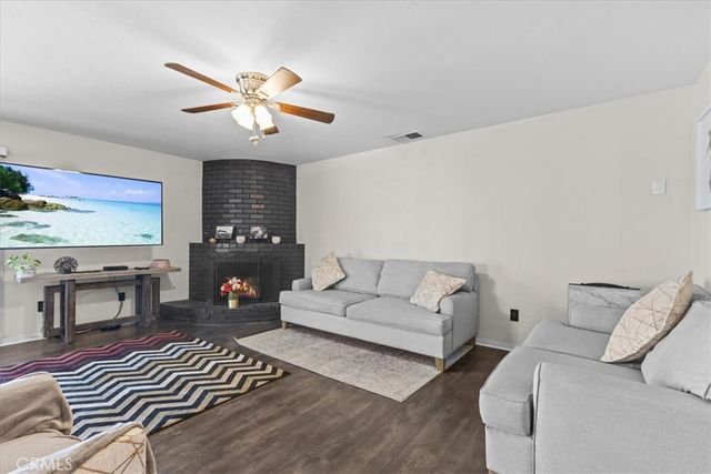 11255 Little Dipper, Jurupa Valley, CA 91752