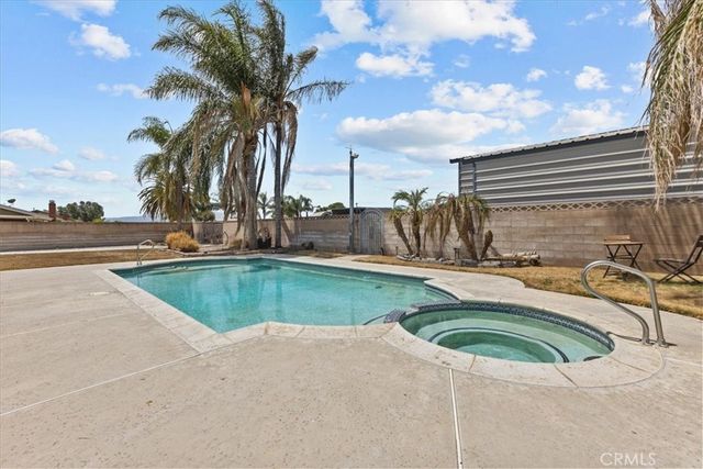 11255 Little Dipper, Jurupa Valley, CA 91752