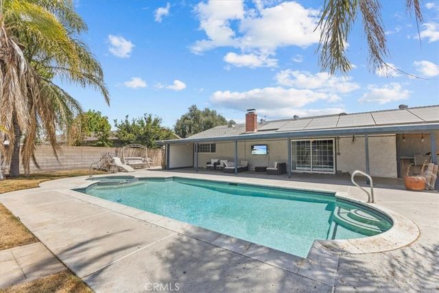 11255 Little Dipper, Jurupa Valley, CA 91752