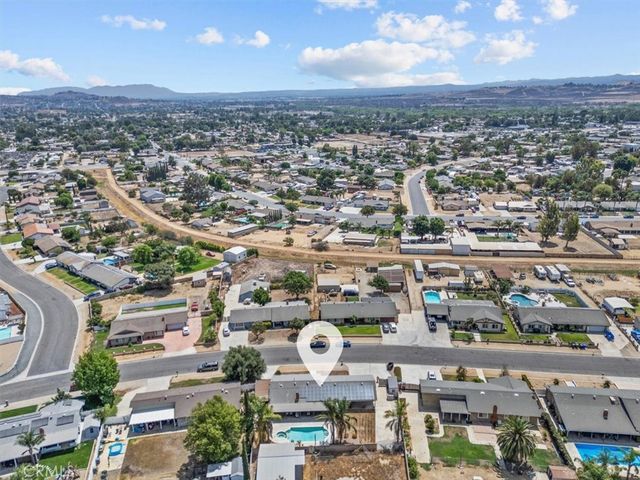 11255 Little Dipper, Jurupa Valley, CA 91752
