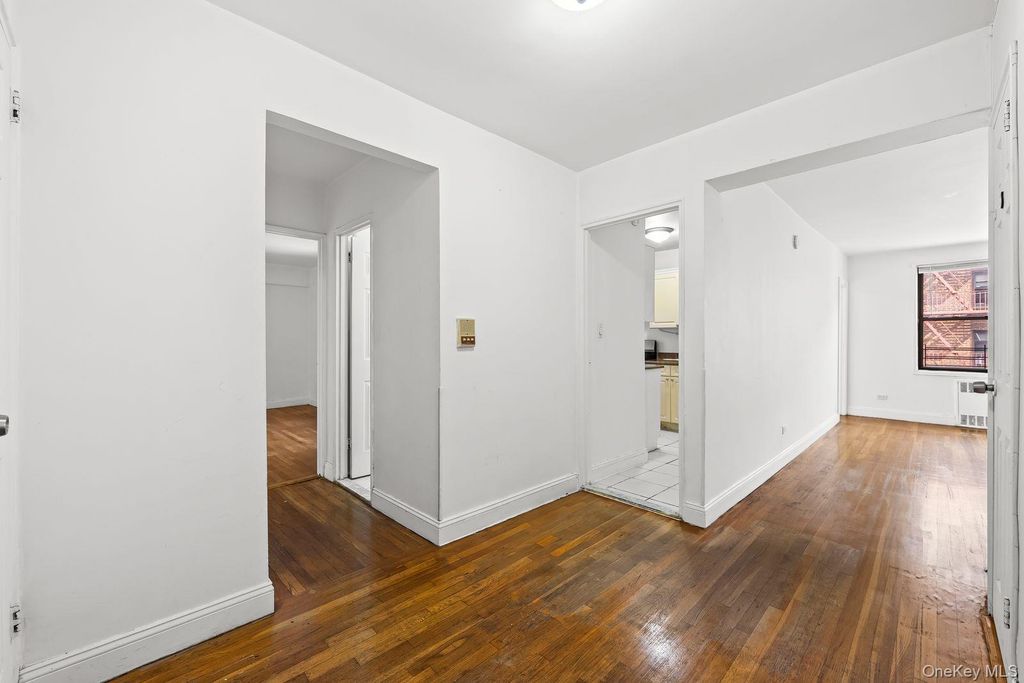 150-20 71st Avenue 4K, Flushing, NY 11367 — photo 2