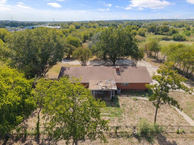 324 County Road 904, Joshua, TX 76058