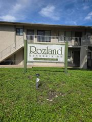 7670 SW 152nd Ave 1-201, Miami, FL 33193