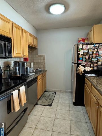 770 Anderson Avenue 9F, Cliffside Park, NJ 07010