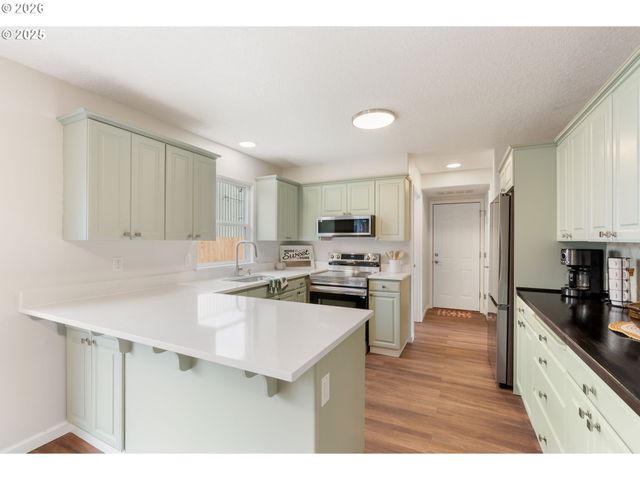 1189 S ASPEN Way, Canby, OR 97013