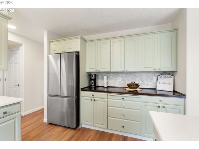 1189 S ASPEN Way, Canby, OR 97013