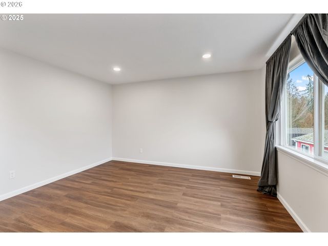 1189 S ASPEN Way, Canby, OR 97013