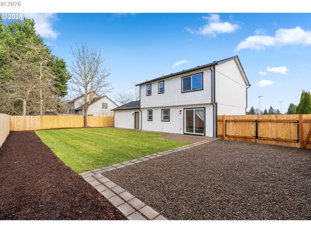 1189 S ASPEN Way, Canby, OR 97013