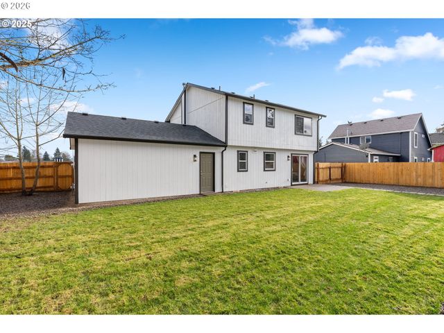 1189 S ASPEN Way, Canby, OR 97013