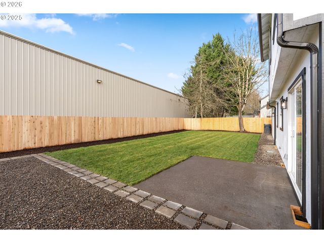 1189 S ASPEN Way, Canby, OR 97013