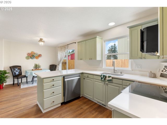 1189 S ASPEN Way, Canby, OR 97013