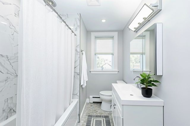 85 Regent St. 5, Boston, MA 02119