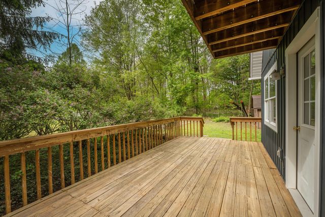 803 Winesap Circle, Howard, OH 43028