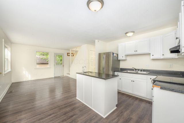 803 Winesap Circle, Howard, OH 43028