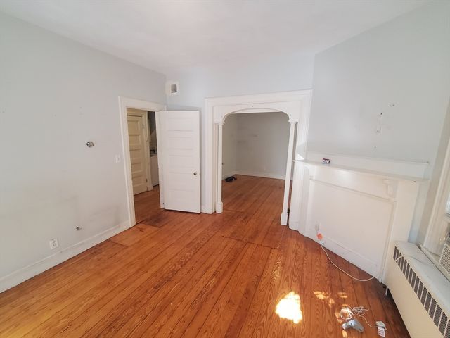 42 Grampian Way, Boston, MA 02125