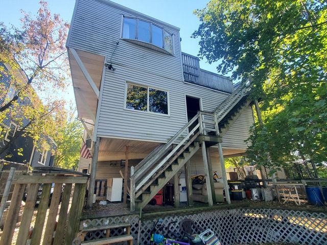 42 Grampian Way, Boston, MA 02125