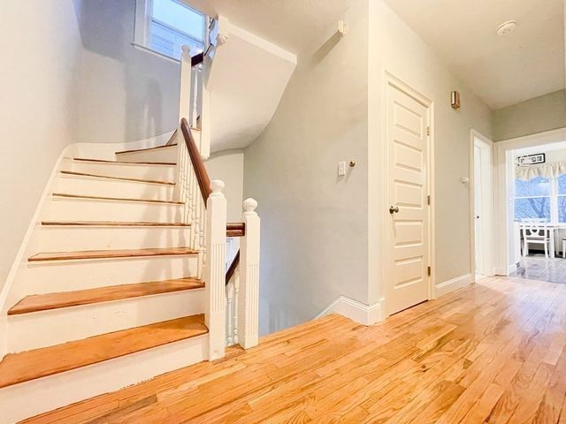 42 Grampian Way, Boston, MA 02125