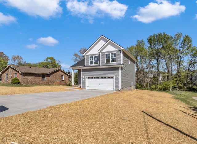 1327 Sun Valley Rd, Clarksville, TN 37040