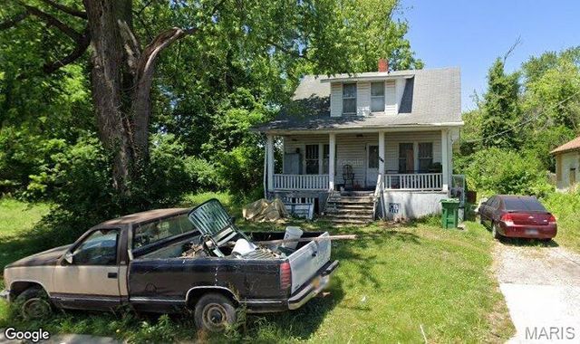 521 N 82nd Street, East St Louis, IL 62203