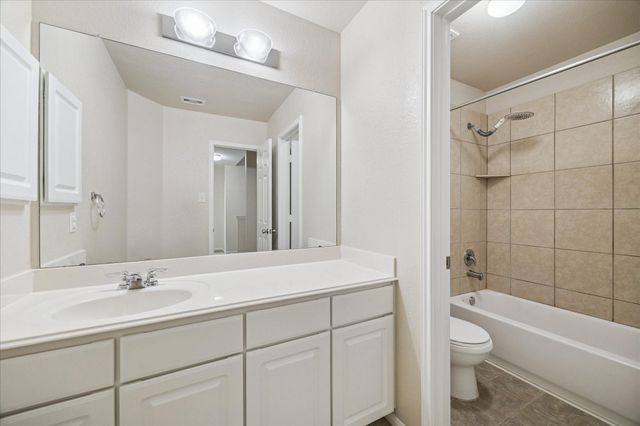 5307 Espuela Lane, Baytown, TX 77521